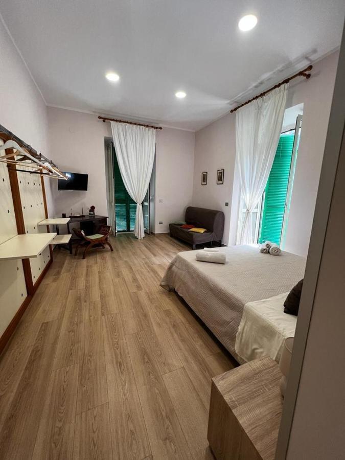 A Casa E Mamma' Leilighet Napoli Eksteriør bilde